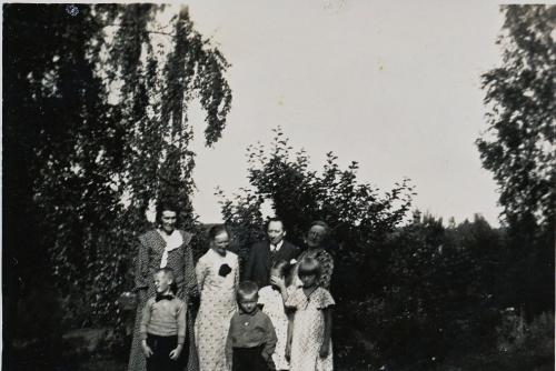 Krogh-BengtssonfamiljGertrudRRuthViktorEdithKarl-EmilBjornMargothAnna