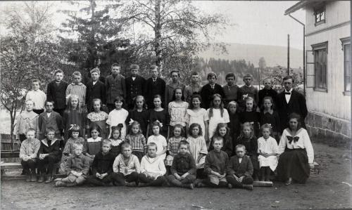 Skolklass1919-24